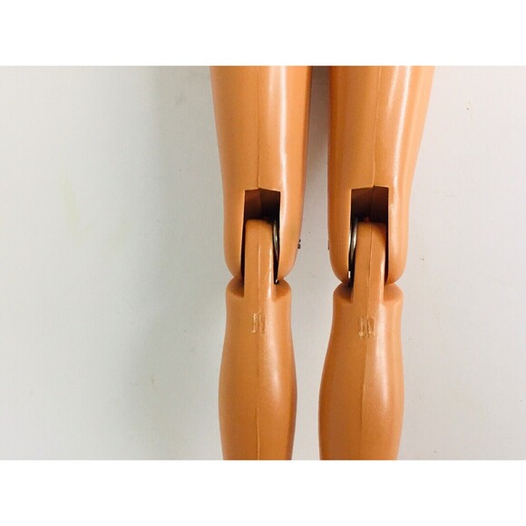 Vintage Barbie Head 1991 Body 1993 Mattel With Swimsuit And Sunglasses - Picture 6 of 6